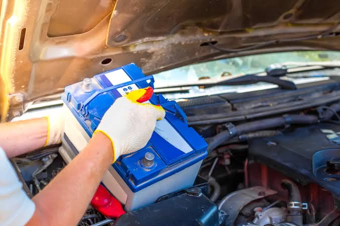 Car Battery Replacement Dubai